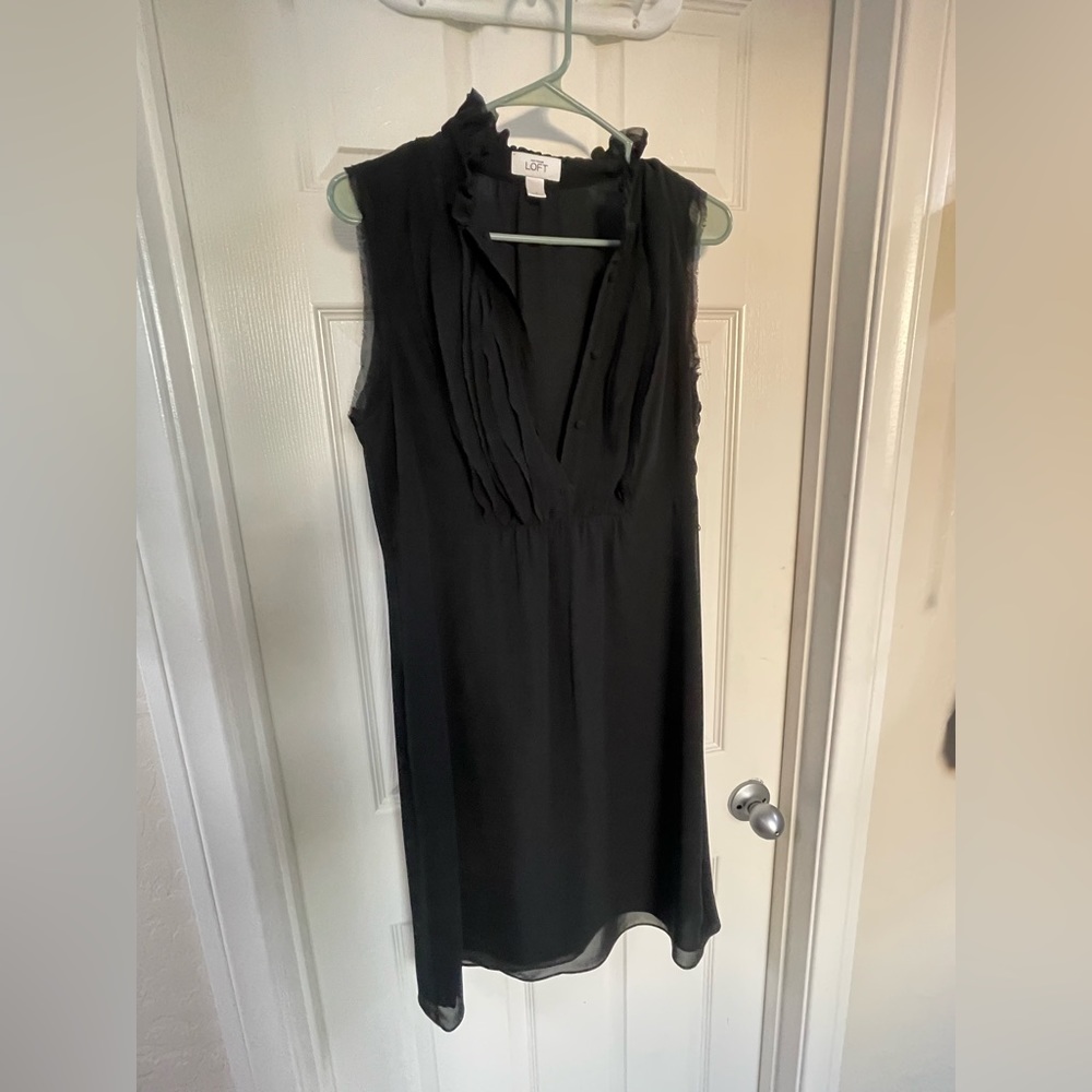 MOVING SALE MAKE OFFER Black Ann Taylor dress